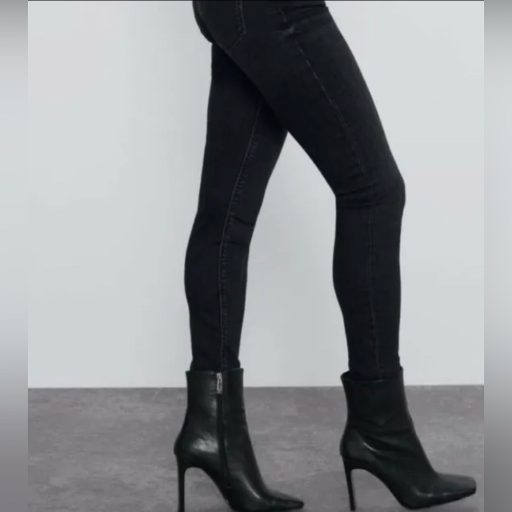 Zara Woman Premium Denim Collection High Waisted Skinny Jeans